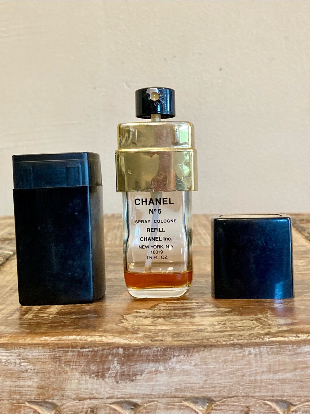 Vintage CHANEL No.5 Spray Cologne Refill Black & Gold Very Poor Condition - Picture 7 of 16